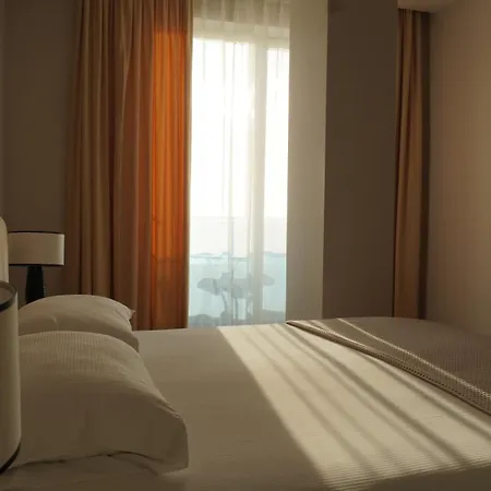 Miami Ii 4* Golem (Tirana)